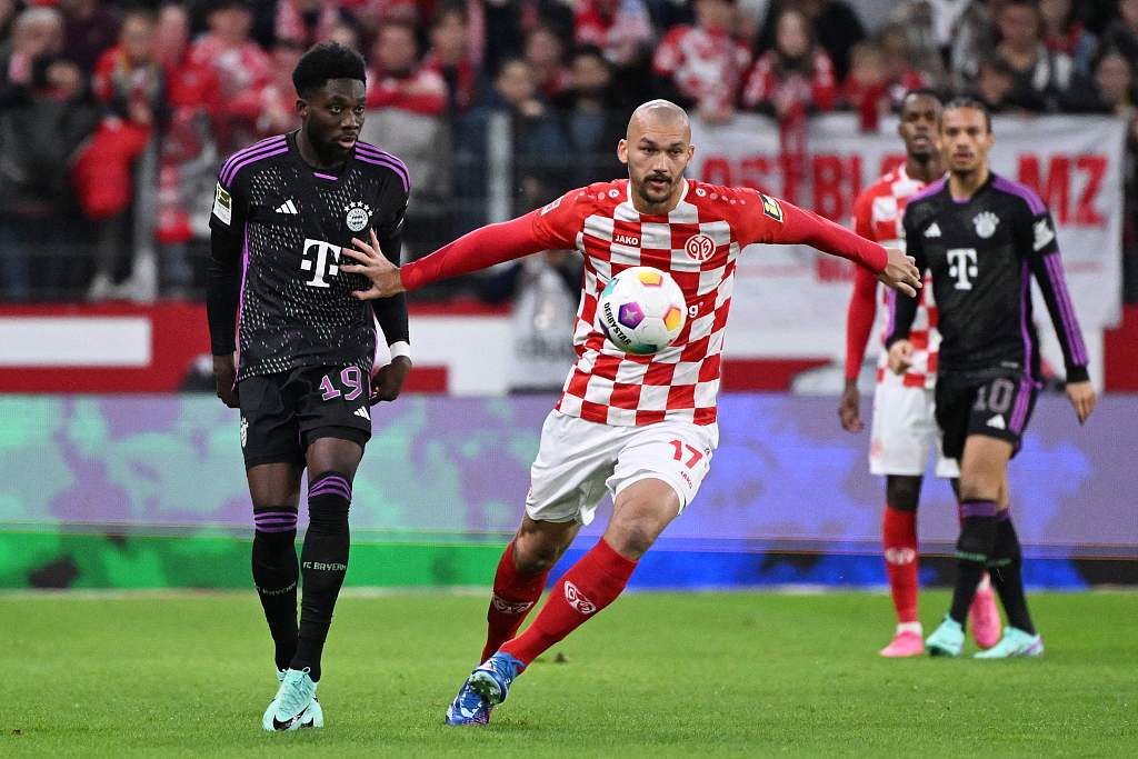 美因茨中场核心离队,球队受影响(美因茨中场核心离队,球队受影响吗) 美因茨中场核心离队,球队受影响(美因茨中场核心离队,球队受影响吗)