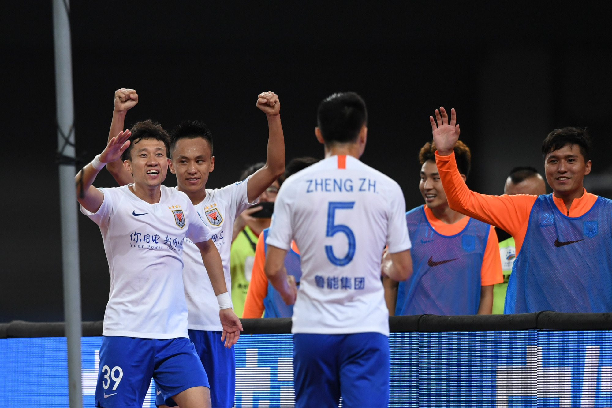 历史性比赛迎来转折点，球队实力大考验的简单介绍