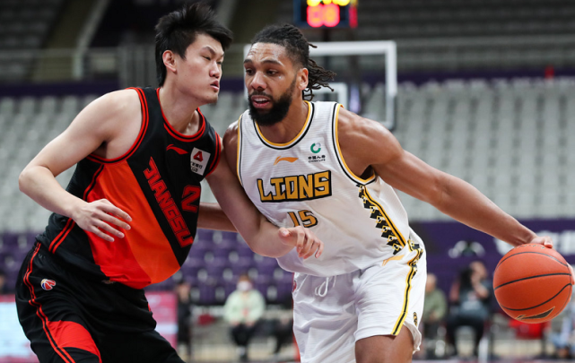 江苏队连续火力全开,轻取对手! 江苏队连续火力全开,轻取对手!