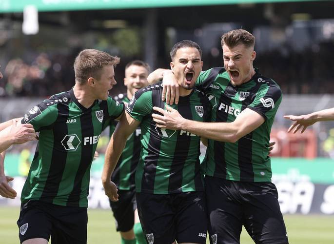 柏林赫塔球队实现胜利，稳中有升