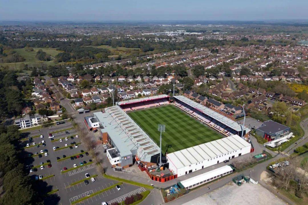 伯恩茅斯主场胜利，继续保持不败纪录的简单介绍