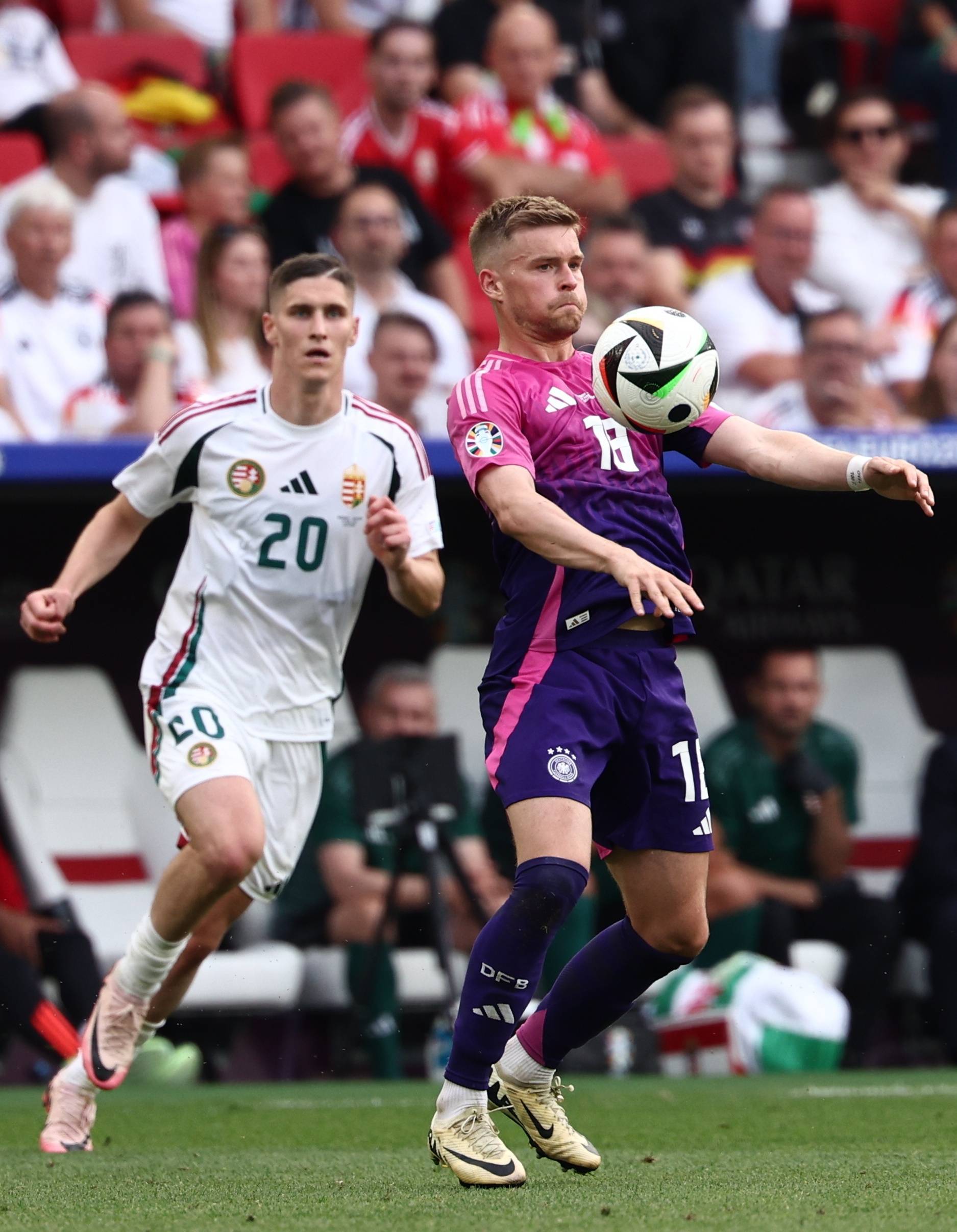 球队备战欧洲杯资格赛，积极备战