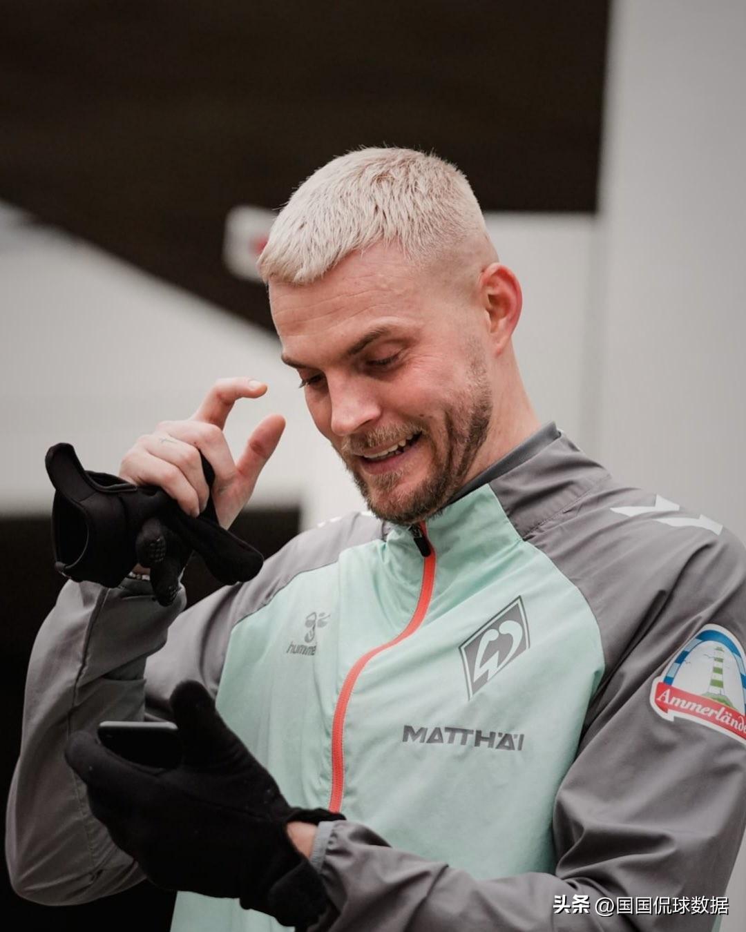 包含弗赖堡遭遇挫折,必须调整状态迎接下阶段比赛的词条 包含弗赖堡遭遇挫折,必须调整状态迎接下阶段比赛的词条